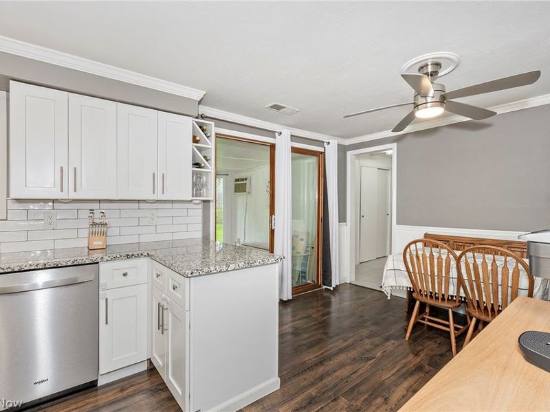 1924 Westwood Drive, Twinsburg, OH 44087 Photo 9