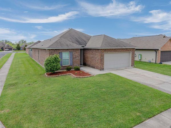 42541 Pebblestone Ave, Prairieville, LA 70769