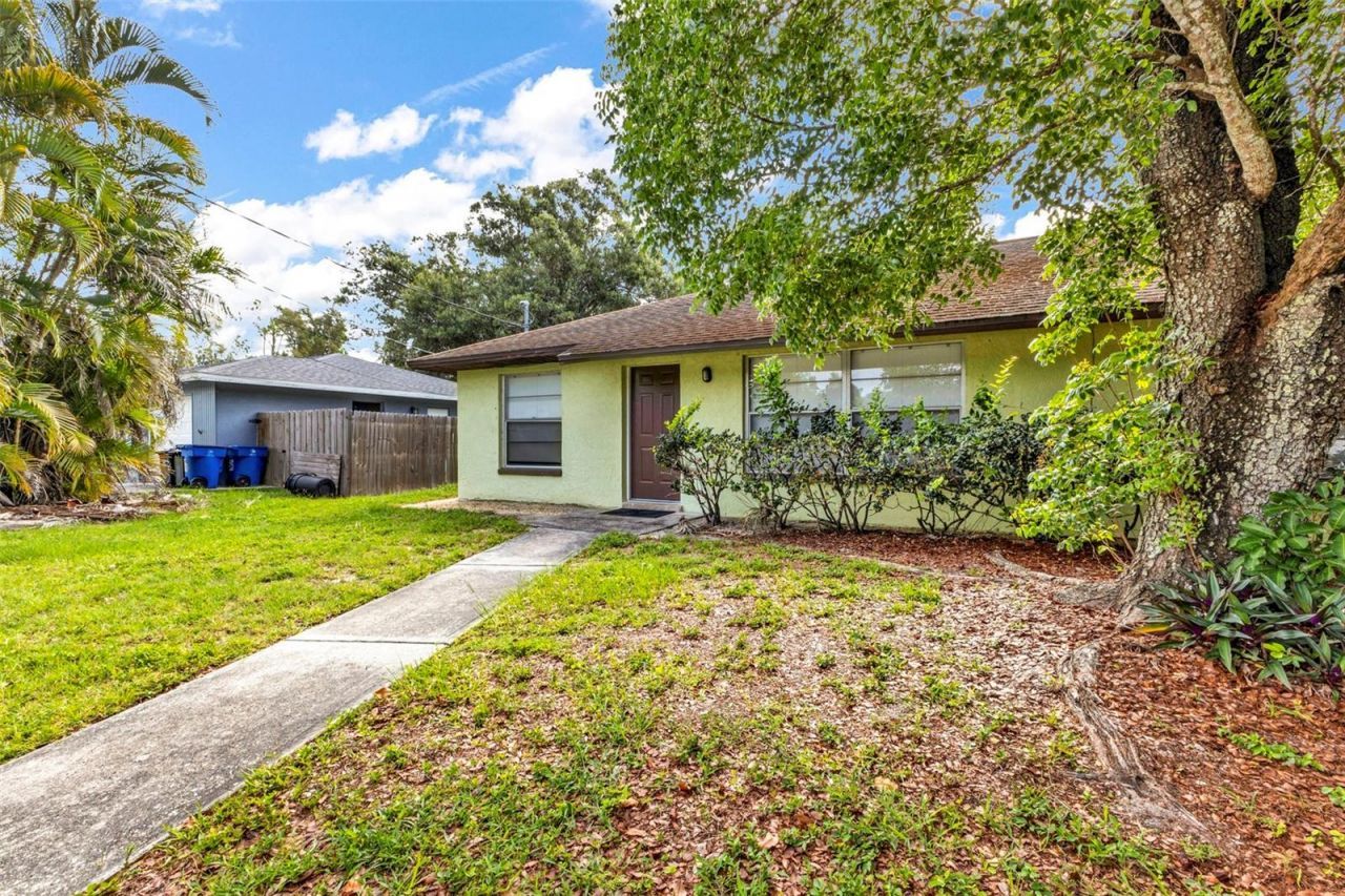 18617/18619 Bartow Boulevard, Fort Myers, FL 33967 Photo