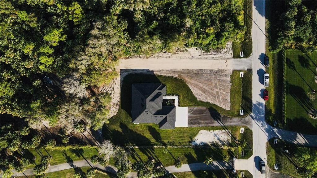 2565 28th Ave Se, Naples, FL 34117 Photo