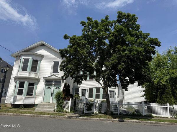 2 1/2 1st Street, Waterford, NY 12188