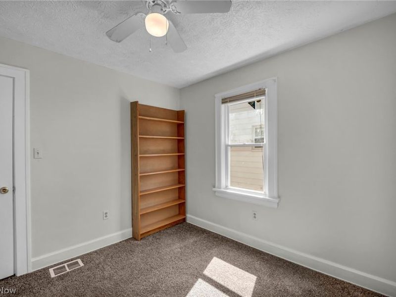 21821 Wilmore Avenue , Euclid, OH 44123 Photo 28