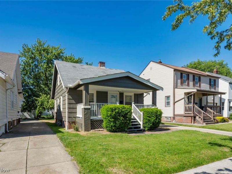 21821 Wilmore Avenue , Euclid, OH 44123 Photo 6