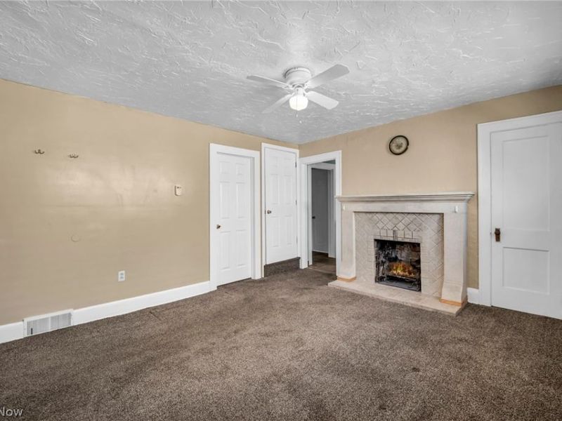 21821 Wilmore Avenue , Euclid, OH 44123 Photo 8