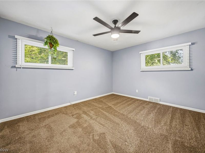 1976 Beverly Hills Drive, Richmond Heights, OH 44143 Photo 11