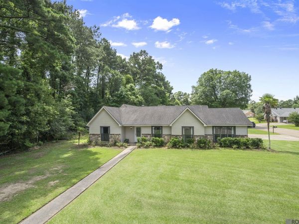 120 Lakewood Ave, Denham Springs, LA 70726