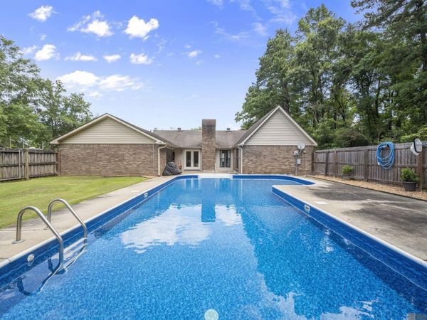 120 Lakewood Ave, Denham Springs, LA 70726