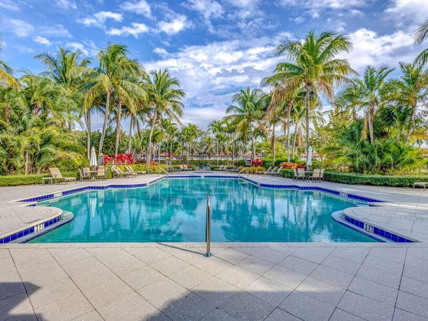 4903 Midtown Lane, Unit 3203, Palm Beach Gardens, FL 33418