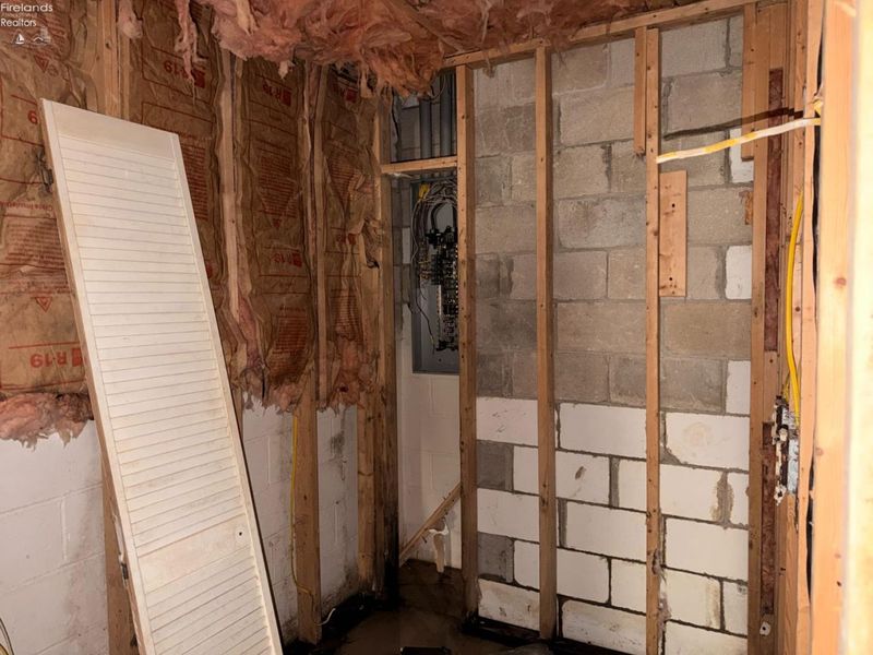 807 E State Street, Fremont, OH 43420 Photo 35