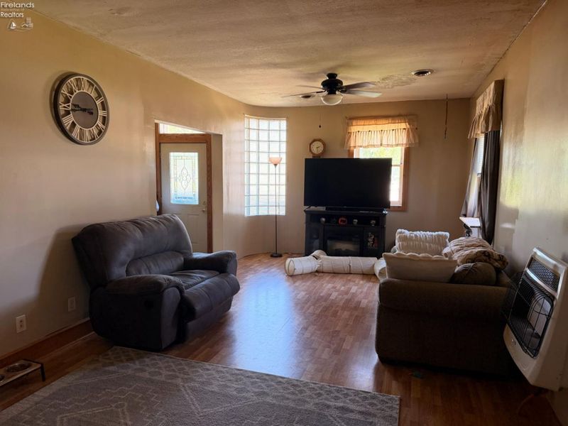 807 E State Street, Fremont, OH 43420 Photo 7