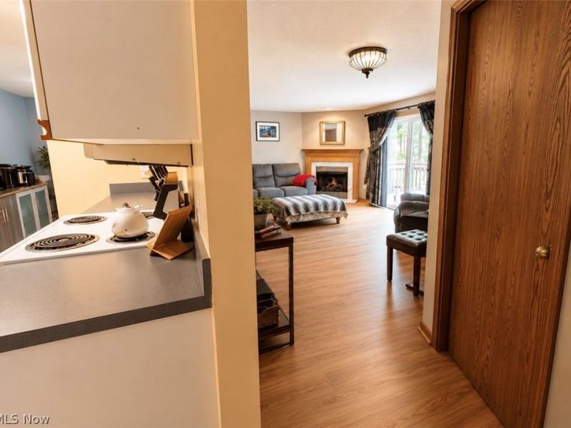 6215 Hidden Creek Drive, Unit 316, Lorain, OH 44053 Photo 13