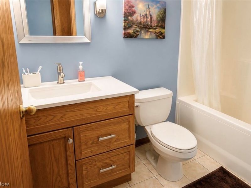 6215 Hidden Creek Drive, Unit 316, Lorain, OH 44053 Photo 22