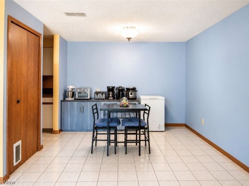 6215 Hidden Creek Drive, Unit 316, Lorain, OH 44053 Photo 6