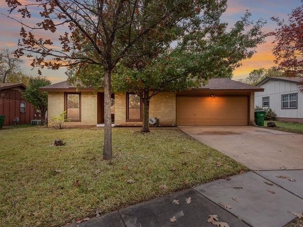 1905 Farnswood DR , Round Rock, TX 78664