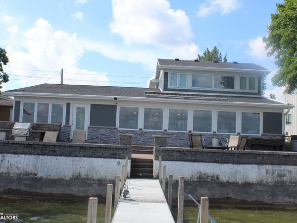 4655 N Shore Drive, Clear Lake, IA 50428