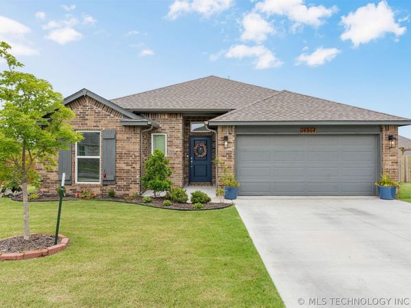 14964 S Poplar Place, Glenpool, OK 74033