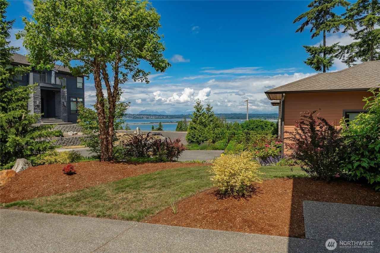 5427 Wood Duck Loop, Blaine, WA 98230