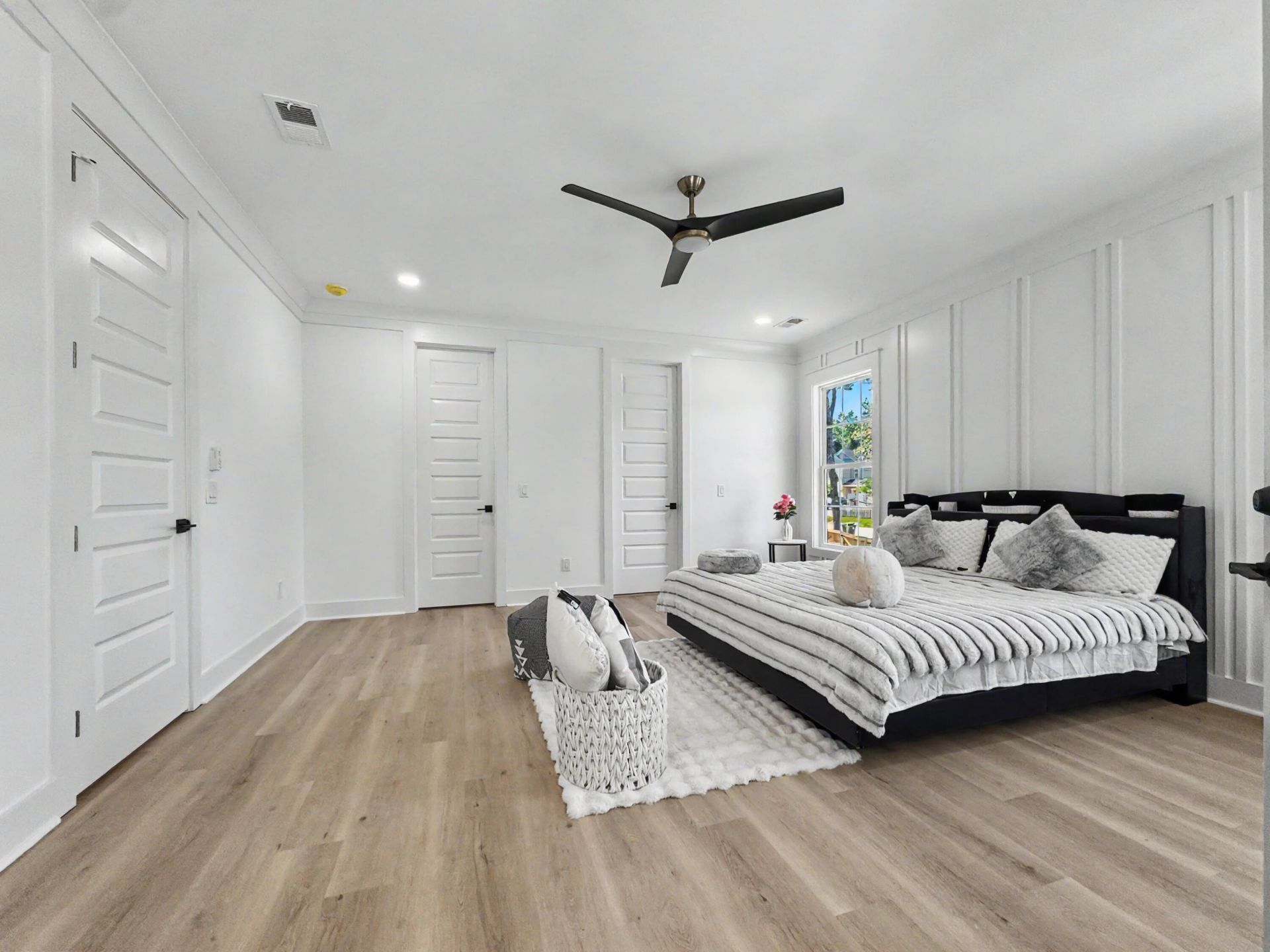 196 Challedon Drive Photo 18