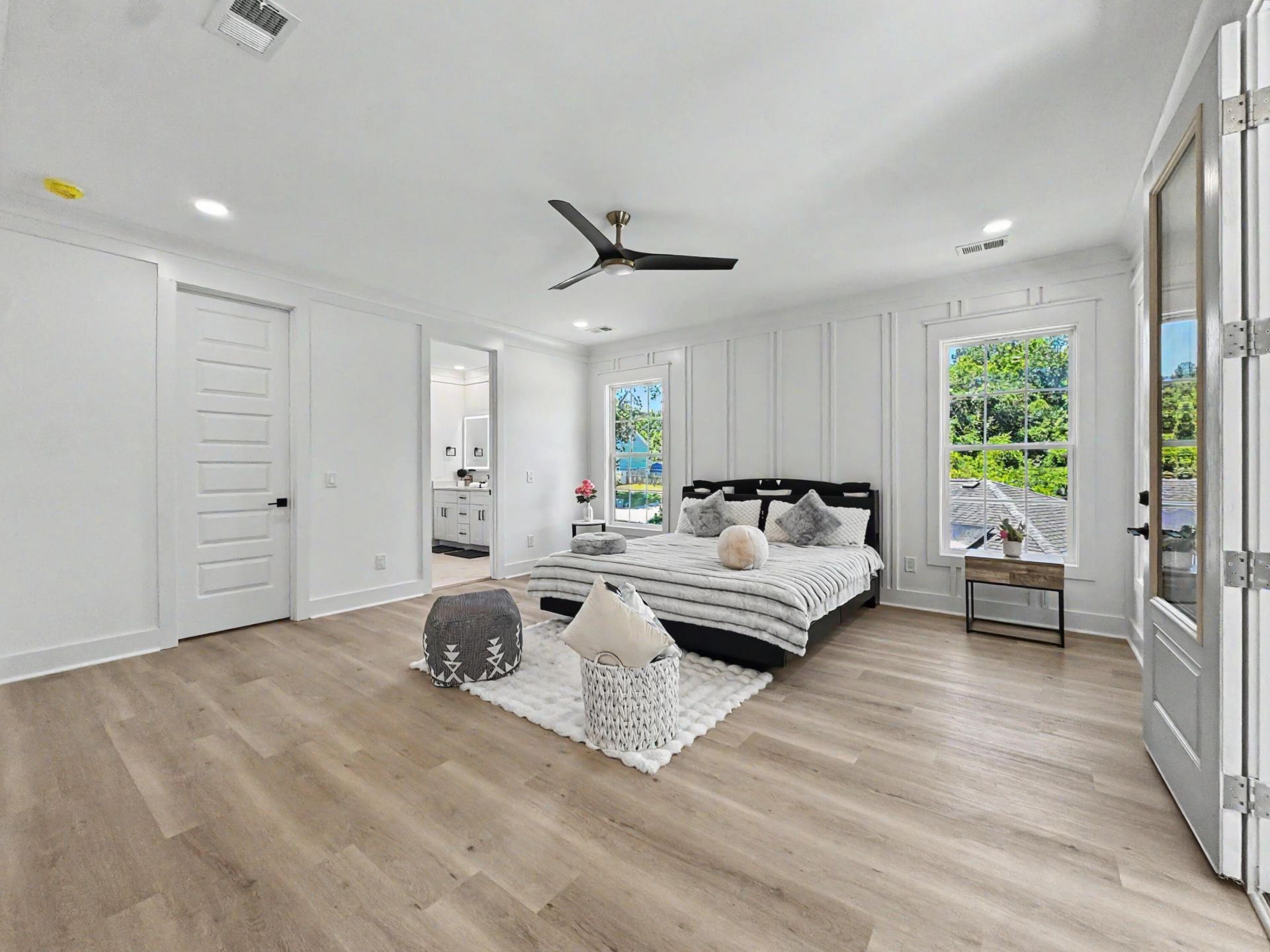 196 Challedon Drive Photo 21