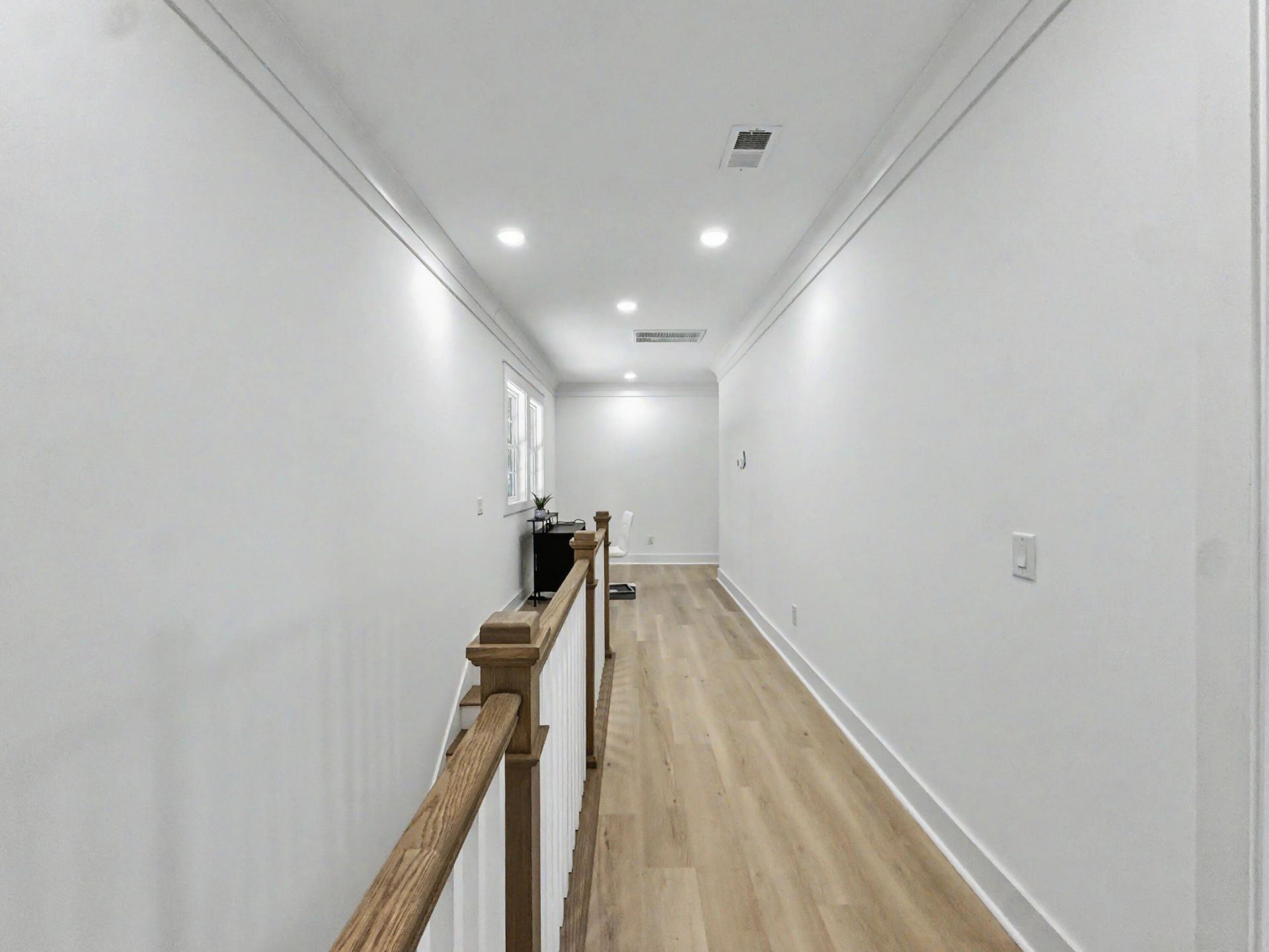 196 Challedon Drive Photo 31