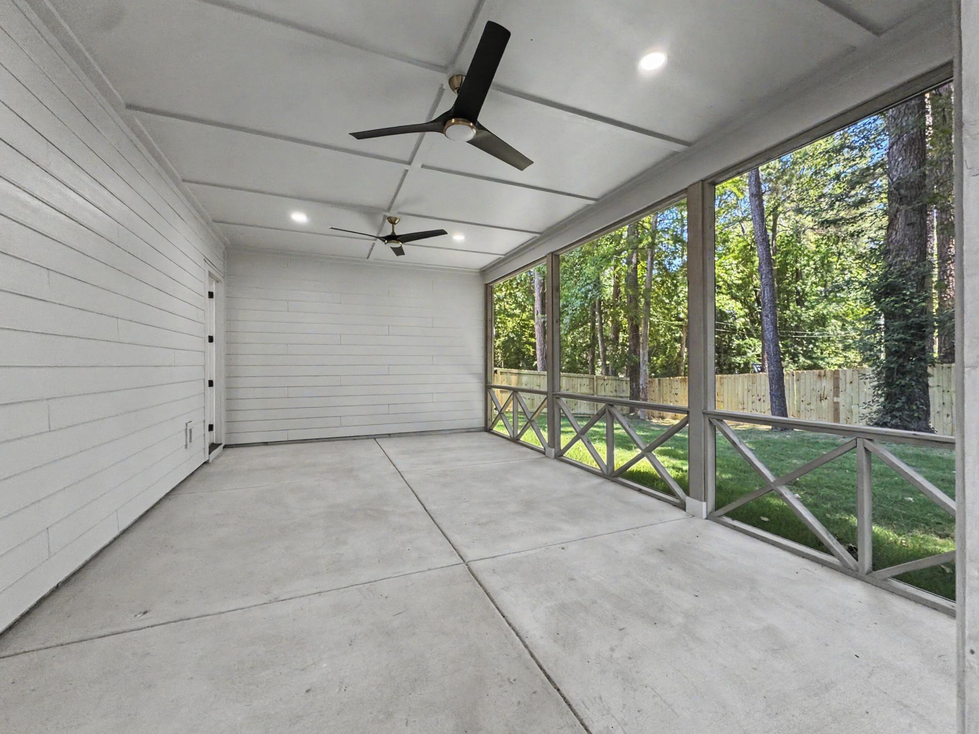196 Challedon Drive Photo 49