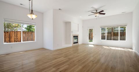 10140 Buckeye Court, Reno, NV 89521 Photo