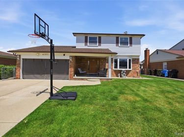 4171 Rose Mary Drive, Sterling Heights, MI 48310