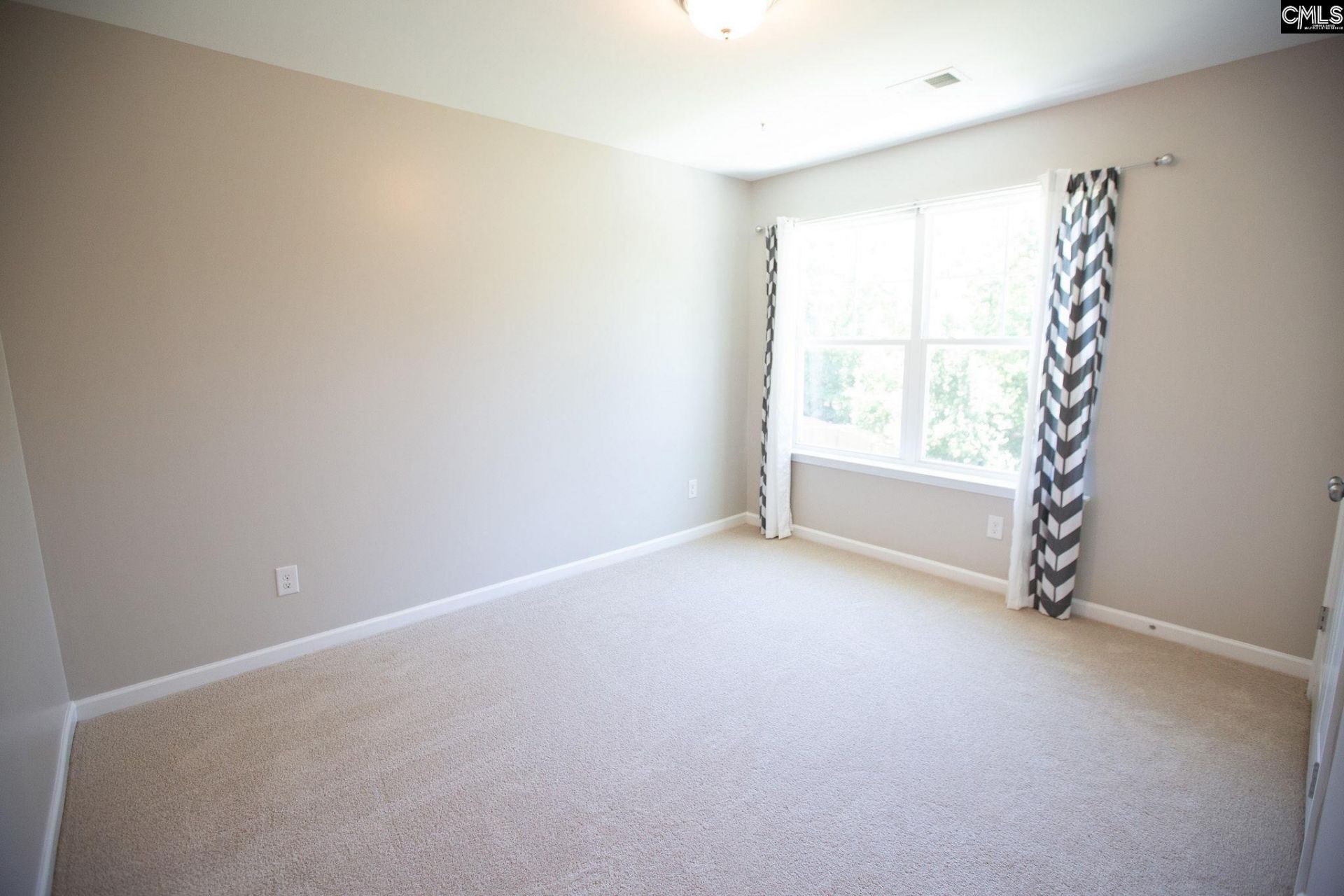 457 Drooping Leaf Road  Photo 67