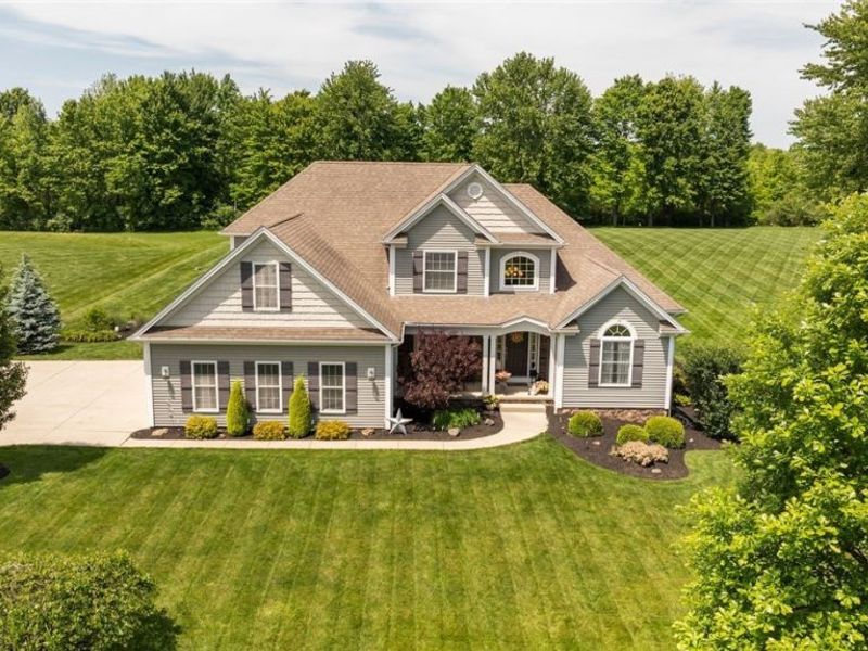 4875 Deerfield Court, Mantua, OH 44255 Photo 10