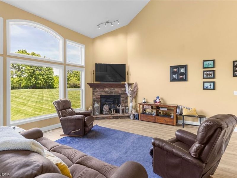 4875 Deerfield Court, Mantua, OH 44255 Photo 14