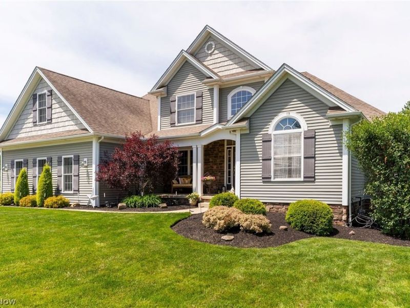 4875 Deerfield Court, Mantua, OH 44255 Photo 2