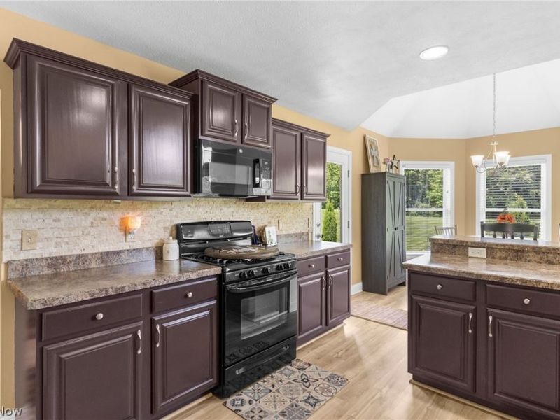 4875 Deerfield Court, Mantua, OH 44255 Photo 22