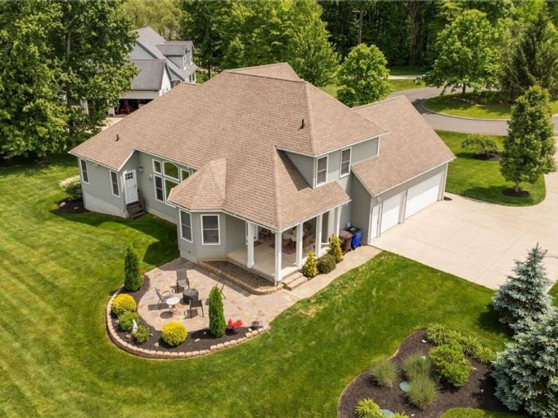 4875 Deerfield Court, Mantua, OH 44255 Photo 7