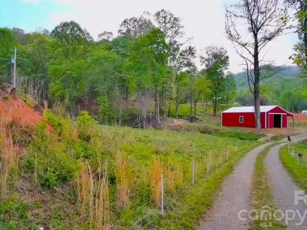 3325 Packs Mountain Road, Murphy, NC 28906