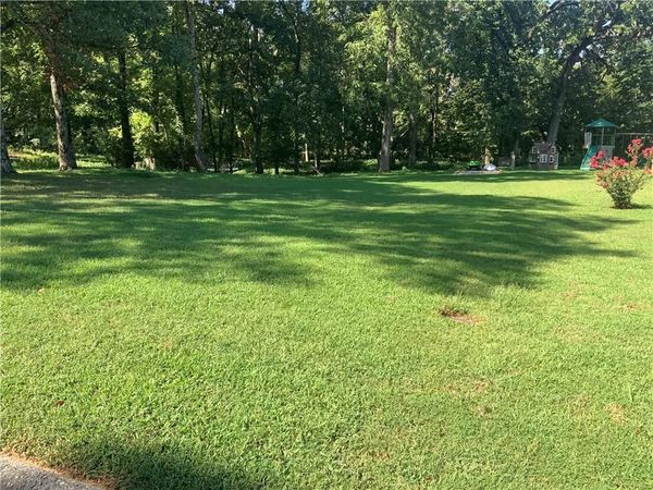 13813 Canterbury Lane , Siloam Springs, AR 72761