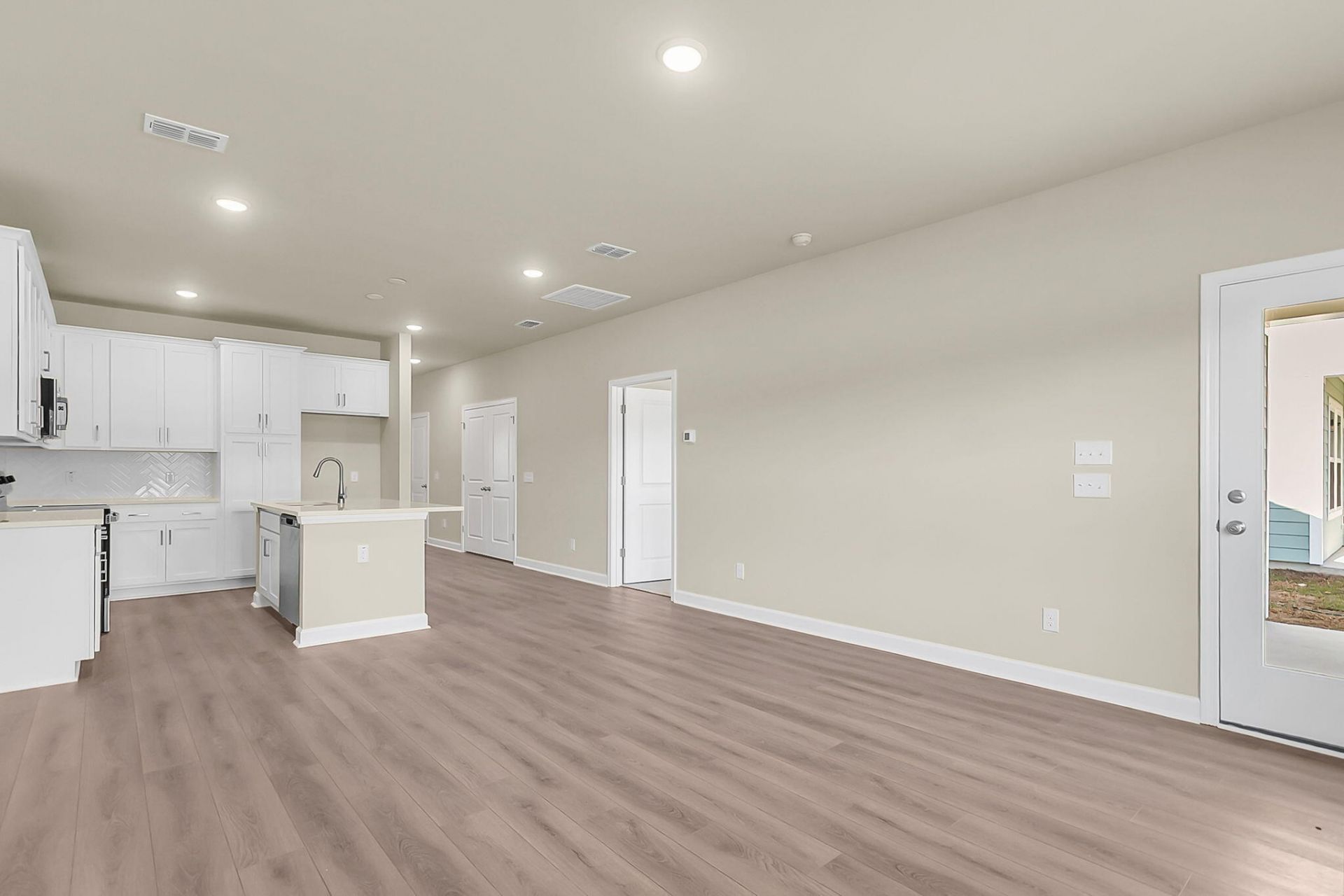 5085 Blackberry Lane Photo 24