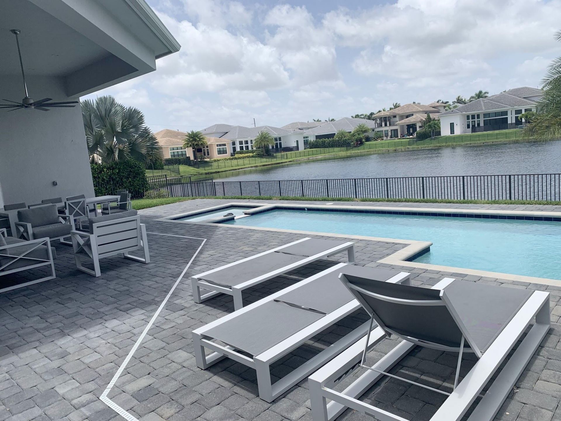 6930 NW 27th Avenue, Boca Raton, FL 33496 Photo