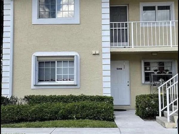 1605 Palm Beach Trace Drive, Royal Palm Beach, FL 33411