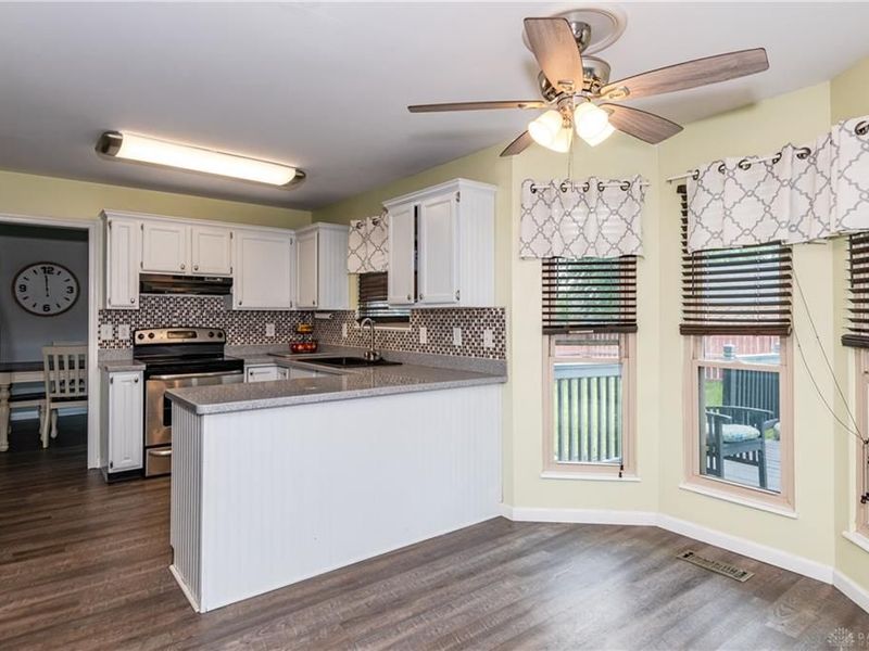 8686 Chauncy Place, Huber Heights, OH 45424 Photo 11