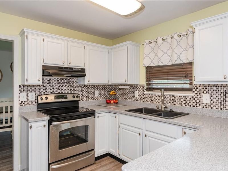 8686 Chauncy Place, Huber Heights, OH 45424 Photo 14