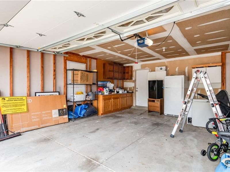 8686 Chauncy Place, Huber Heights, OH 45424 Photo 33