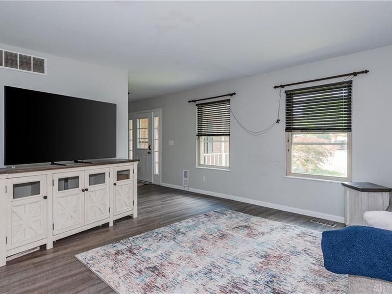 8686 Chauncy Place, Huber Heights, OH 45424 Photo 6