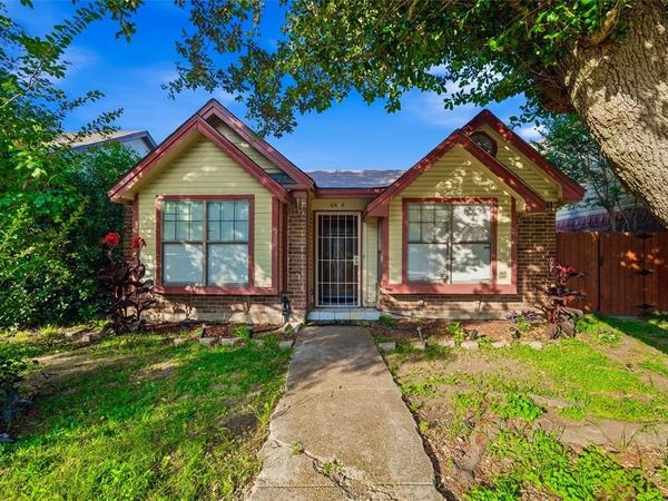 10464 Woodleaf Drive, Dallas, TX 75227