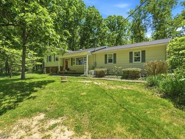16203 Mock Road, Berlin Center, OH 44401