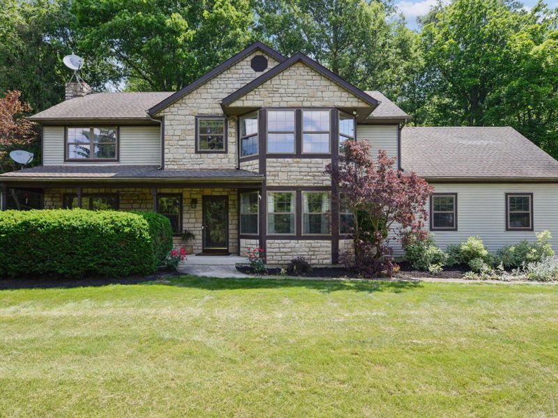 5846 Houchard Road, Dublin, OH 43016 Photo 2