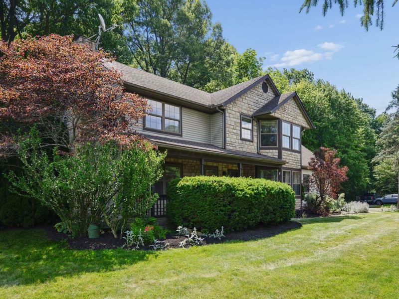 5846 Houchard Road, Dublin, OH 43016 Photo 4