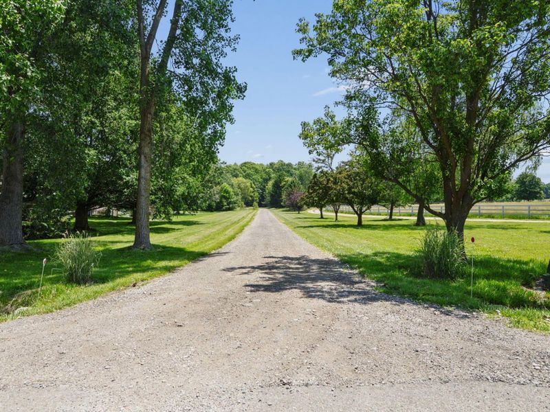 5846 Houchard Road, Dublin, OH 43016 Photo 6