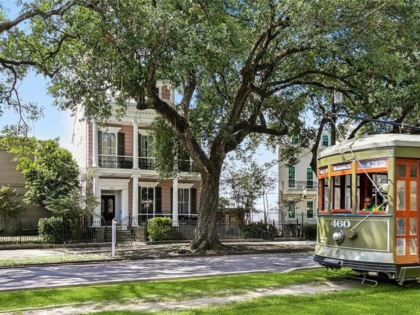 3206 ST CHARLES Avenue , New Orleans, LA 70115