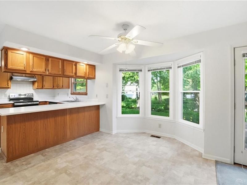 731 Farmbrook Drive, Beavercreek, OH 45430 Photo 15