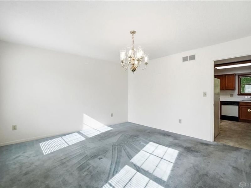731 Farmbrook Drive, Beavercreek, OH 45430 Photo 21